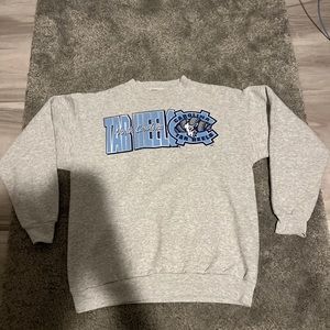 Vintage Tar Heels Sweatshirt Mens Medium 90s North Carolina Crewneck Grey